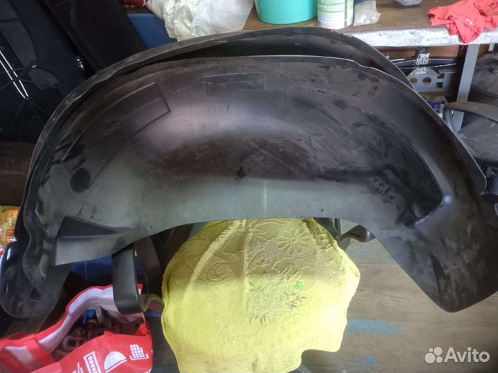 Задние подкрылки на nissan x-trail