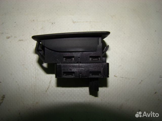 Кнопка переднего стеклоподъемника BMW 320i E90 (Ку