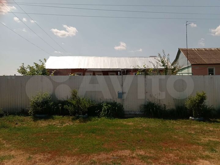 Дом 68 м² на участке 50 сот.