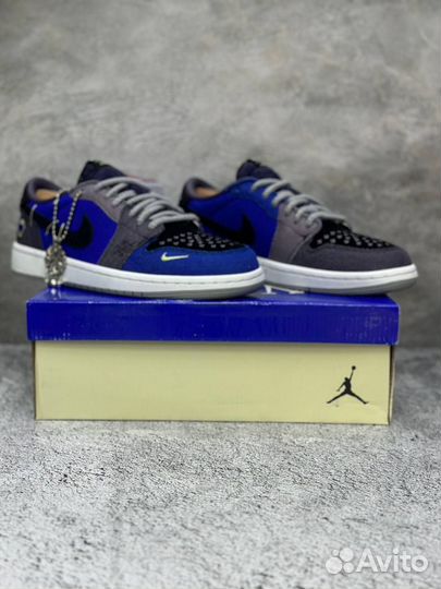 Кроссовки оптом