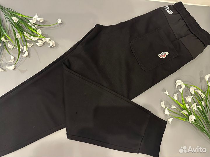 Спортивные штаны moncler