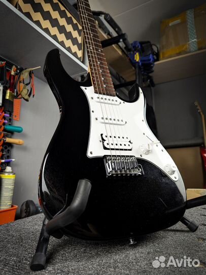 Электрогитара ibanez с комбиком Ibanez