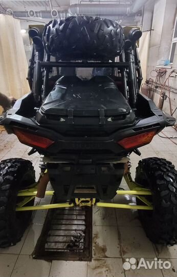 Polaris RZR 1000 XP