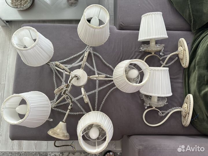 Люстра и 2 бра