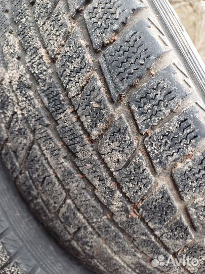 Dunlop SP 10 215/60 R16