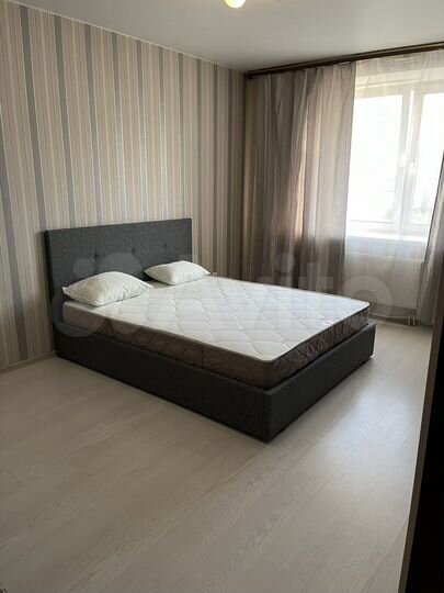 1-к. квартира, 42 м², 8/10 эт.