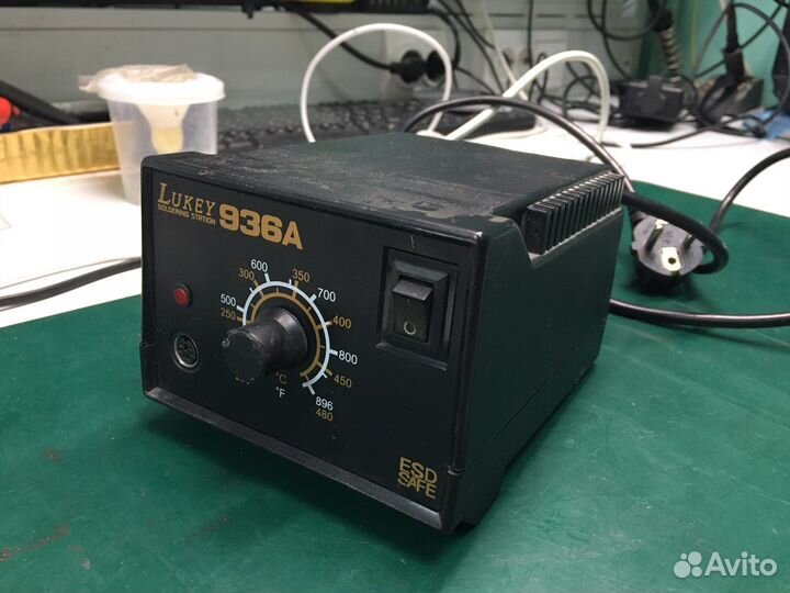 Паяльник Lukey 936A