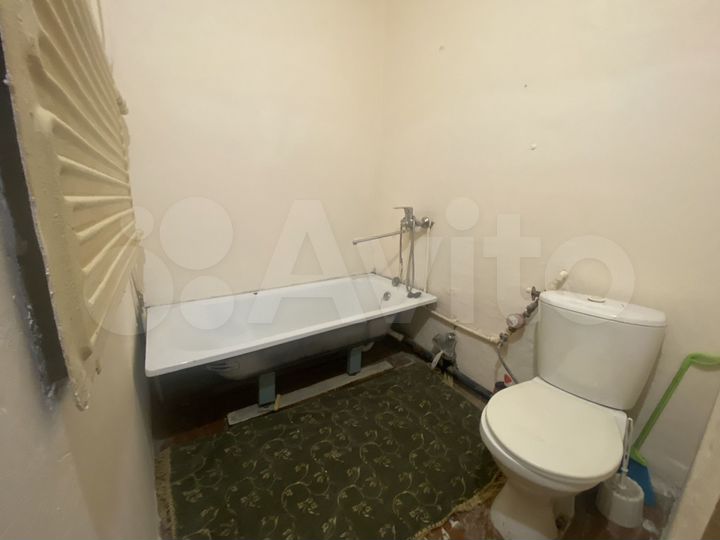 2-к. квартира, 44 м², 3/3 эт.