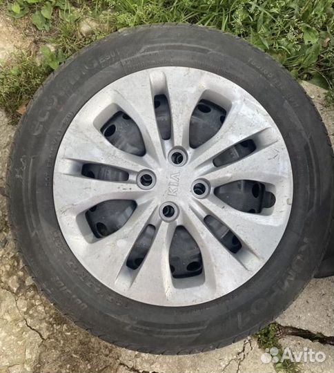 Колеса Kumho ecowing с дисками и колпаками KIA