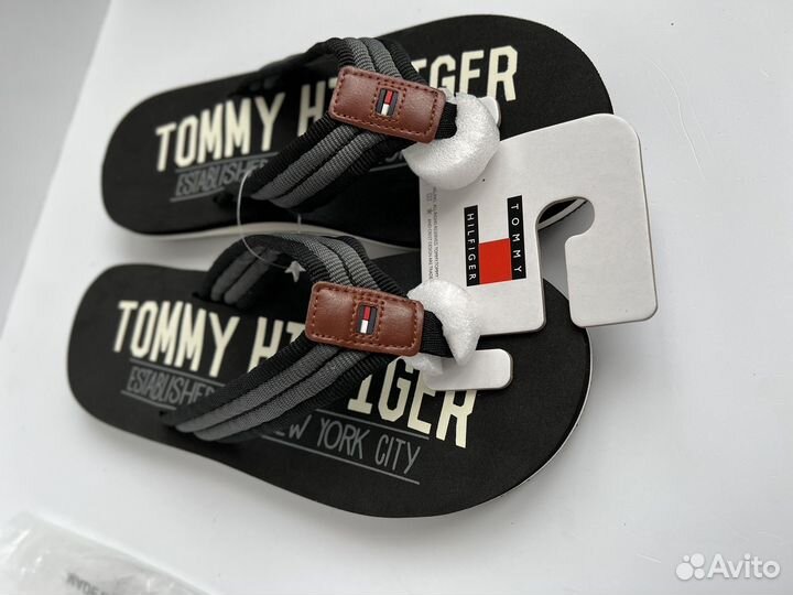 Сланцы Tommy Hilfiger 42