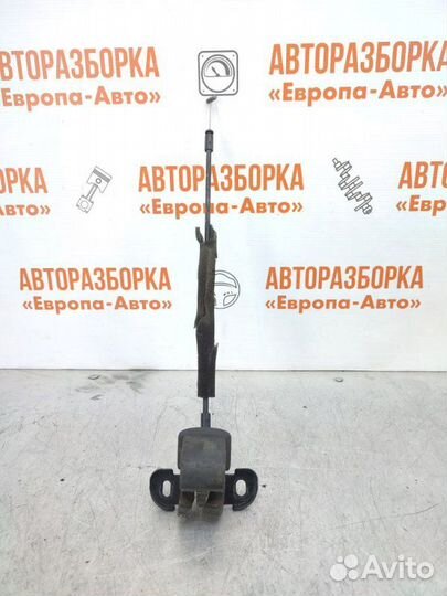 Замок двери LADA Largus 1.6.L. 2013