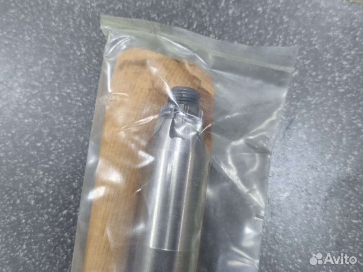 Вал вертикальный 40 л.с 66T455011000