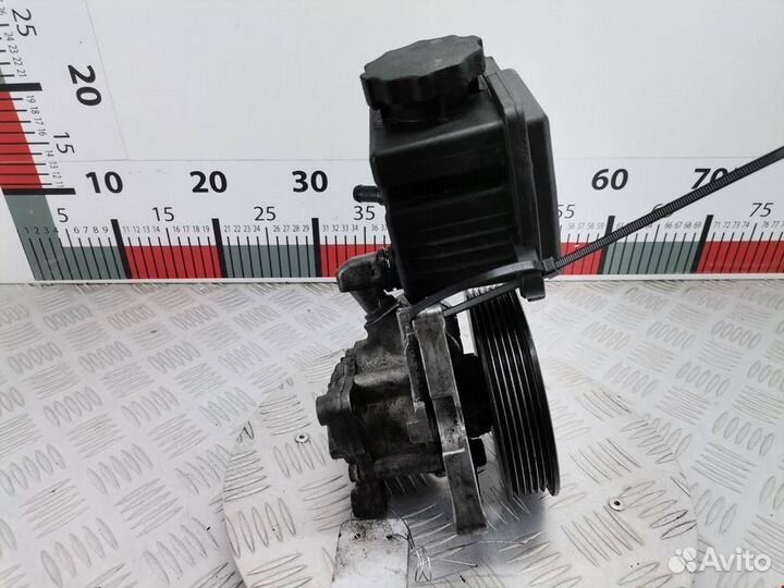 Насос гидроусилителя руля Mercedes-Benz SLK-Класс