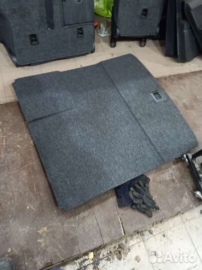 5n0858855a пол багажника Tiguan 1