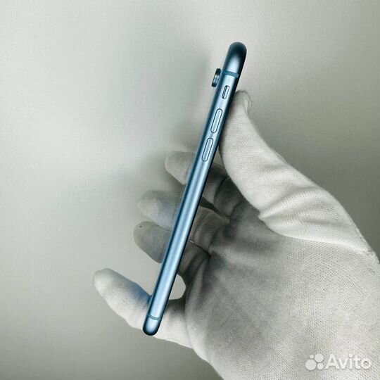 iPhone Xr, 64 ГБ