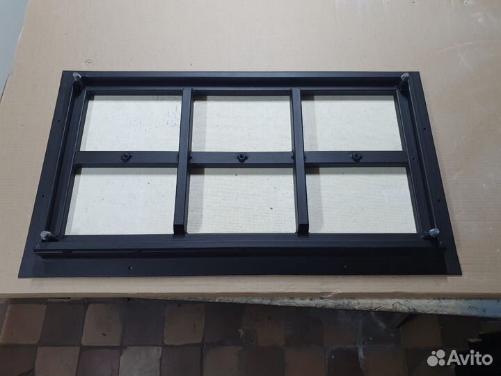 Люк напольный