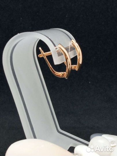 Золотые серьги