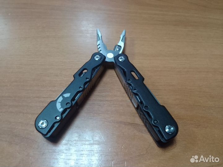 Мультитул Следопыт Keeper 11 предметов