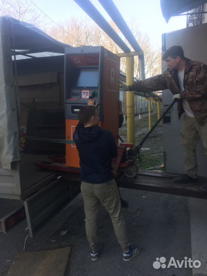 Профессиональные такелажники-грузчики