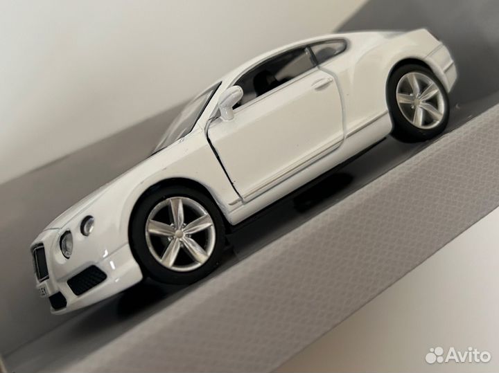 Детская машинка bentley