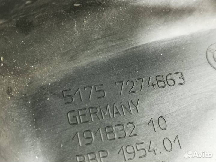 Кожух рулевой колонки BMW 3 51757274863