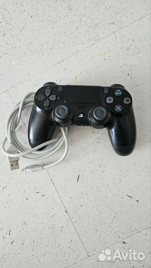 Геймпад sony dualshock 4