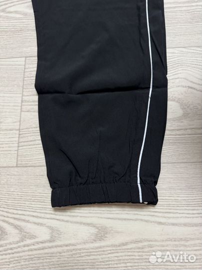 Спортивные штаны asics