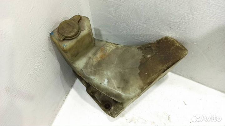 Бачок омывателя Мерседес