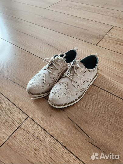 Туфли для девочки на доставку