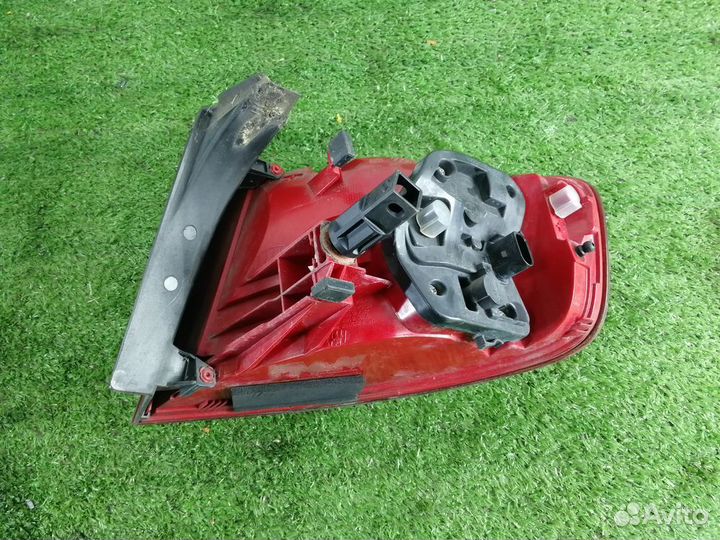 Фонарь задний левый Audi A4 B8 8K Не горят 4 диода