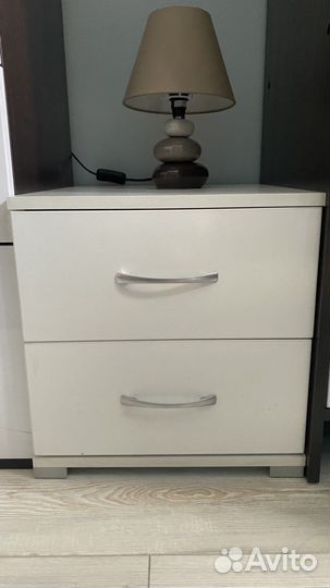 Тумба прикроватная белая