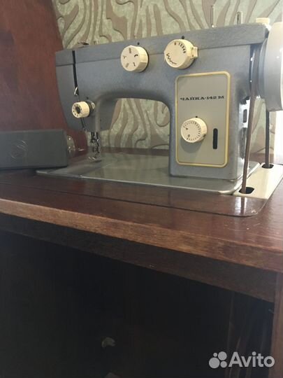 Швейная машинка чайка 142м бу