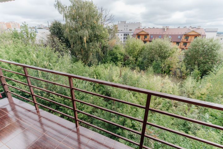 2-к. квартира, 53 м², 4/4 эт.