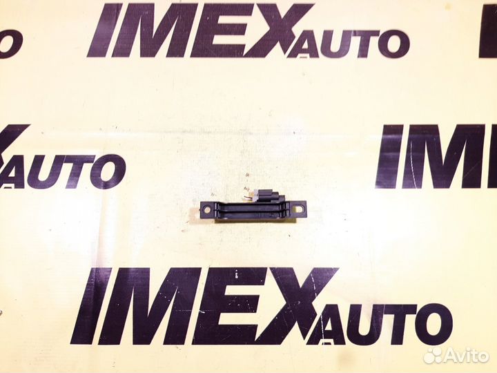 Антенна бесключевого доступа Nissan Teana J32