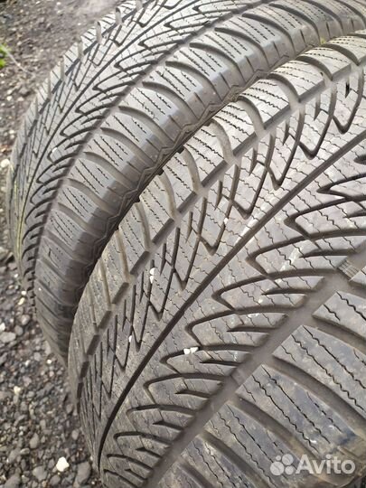 Goodyear UltraGrip 8 Performance 285/45 R20 113VR