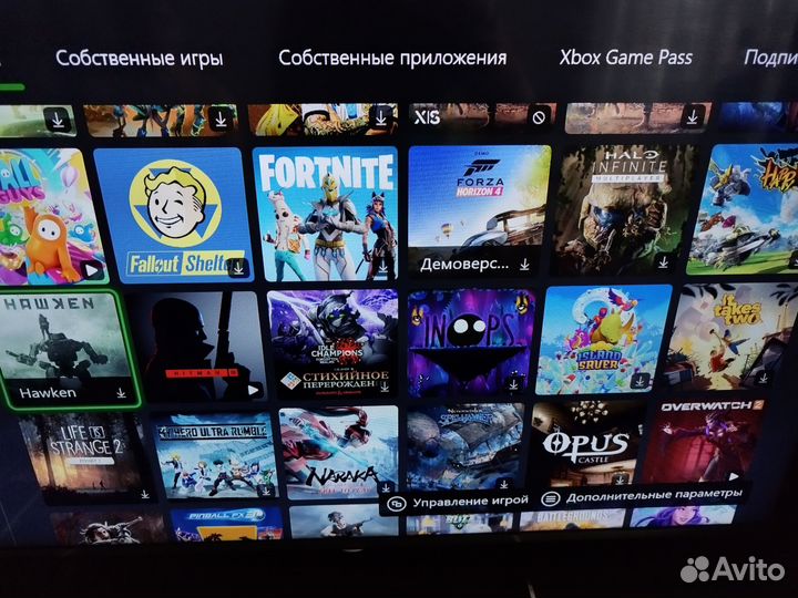 Игровая приставка Xbox one с играми на 500 Gb