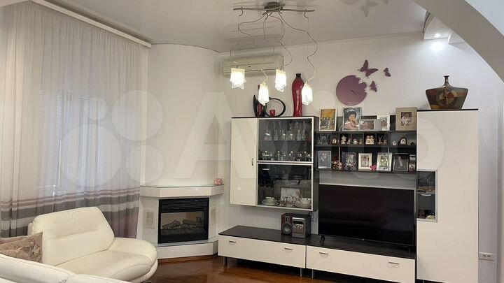 3-к. квартира, 96,9 м², 1/4 эт.