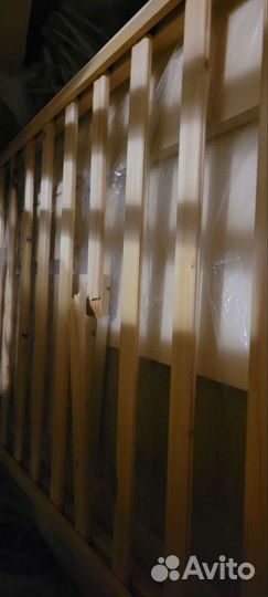 Детская кроватка Лаура с маятником и ящиком