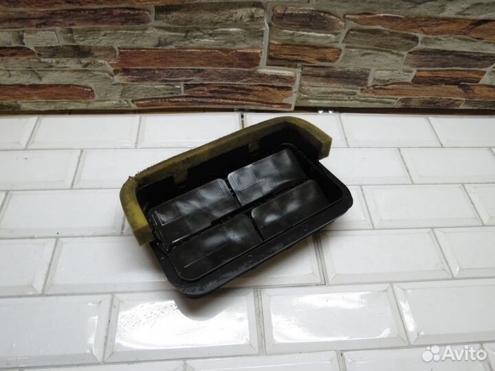 Воздушный клапан багажника Subaru Legacy BM BR 5