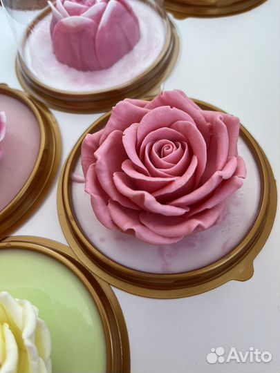 Мыльные розы пионы в куполе