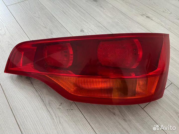 Фары задние на Audi Q7