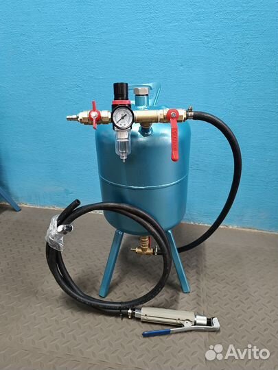 Пескоструйный аппарат разборный с влагоотделителем