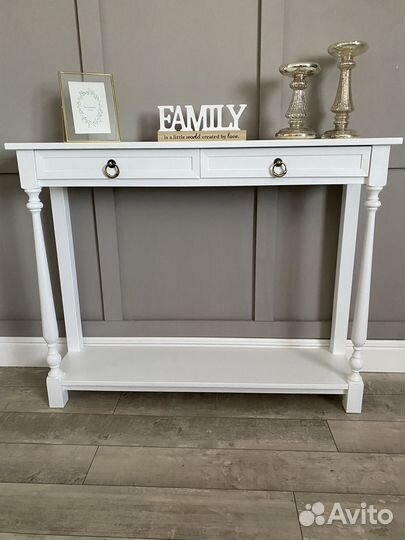 Консольный столик