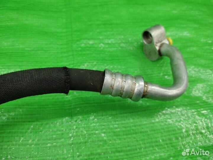 Трубка кондиц. 5.0 TDI 7L6820721AD Touareg 02-10