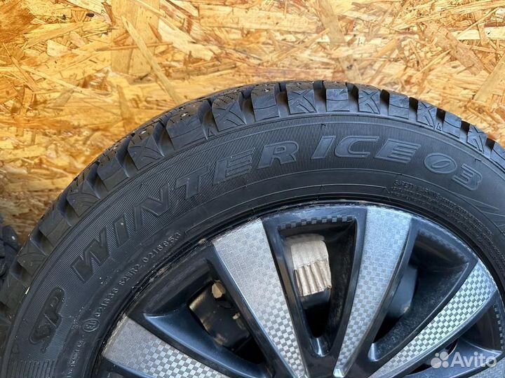 Шипованные Колеса в зборе R15 зима Skoda rapid