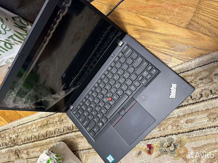 Lenovo Thinkpad X390, 13.3” FHD IPS