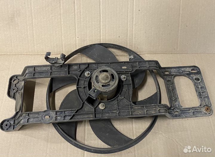 Вентилятор охлаждения renault logan1