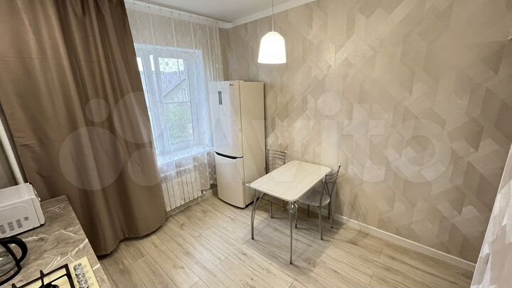 1-к. квартира, 50 м², 2/4 эт.