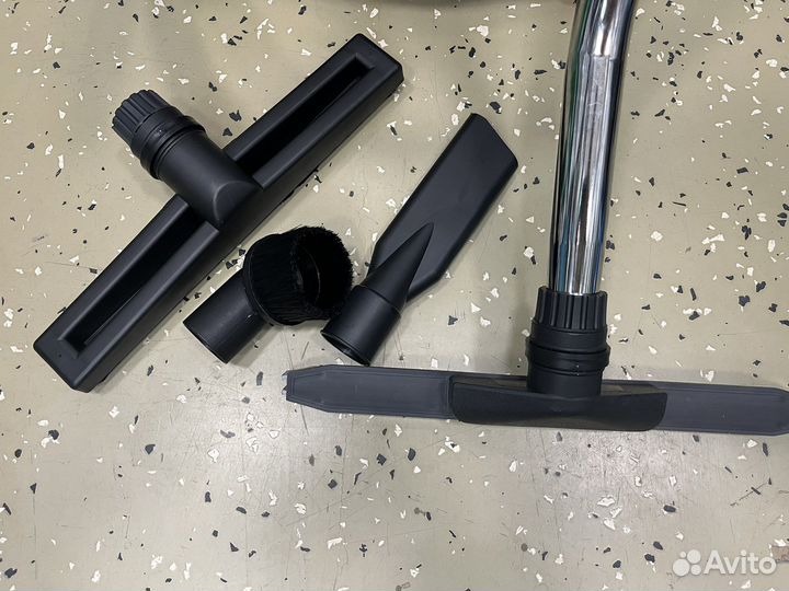 Профессиональный пылеводосос 3 моторный 80 л