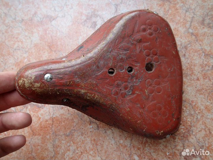 Антикварное седло сиденье велосипеда СССР старое